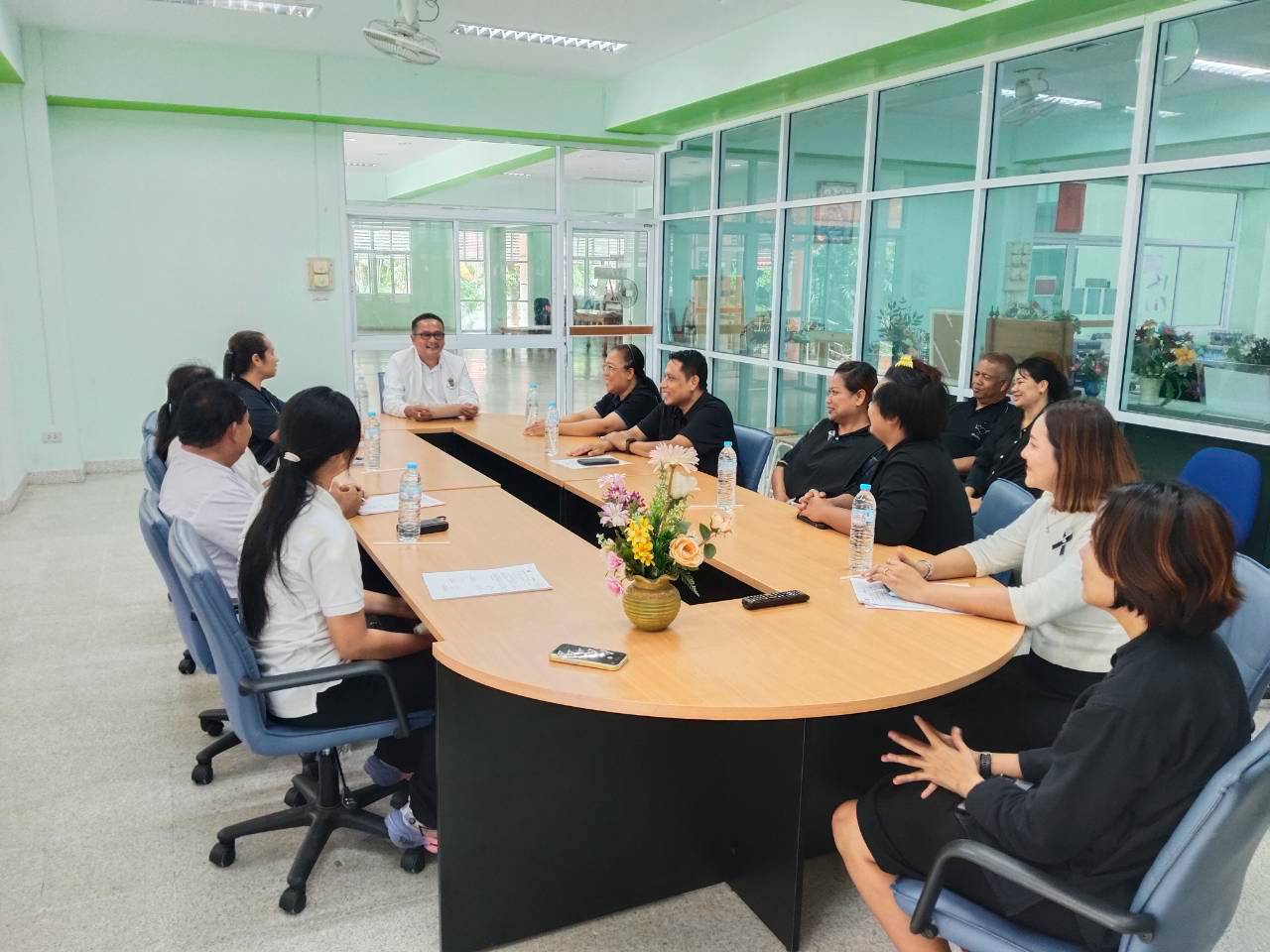 LINE_ALBUM_เยี่ยมชมการสอนโรงเรียนโชคเพชร 11.08.2569_260820_1.jpg